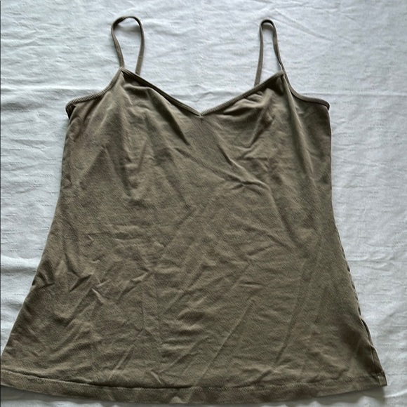 Bundle Of Five Sleeveless Camisoles In Various Colors - Picture 12 of 16